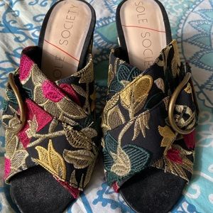 Sole society embroidered printed shoes